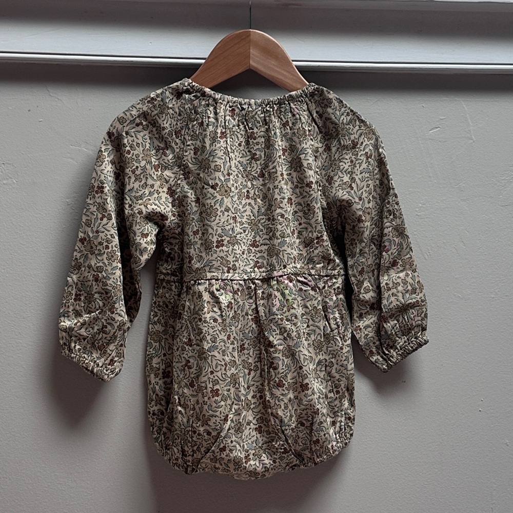 Rylee + cru long sleeve bubble romper 18-24